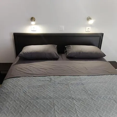 Helene Mirteni Apartment
