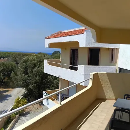 Helene Mirteni Apartman *