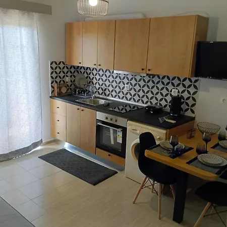 Apartman Helene Mirteni Jaliszósz